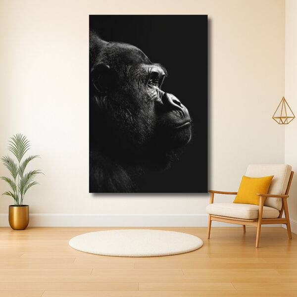 Diepgaande blik van een gorilla