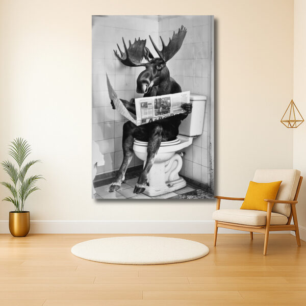 Eland op de wc met krant