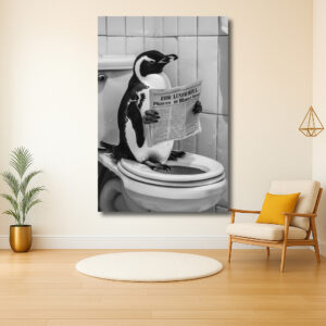 Pinguïn leest krant in de badkamer