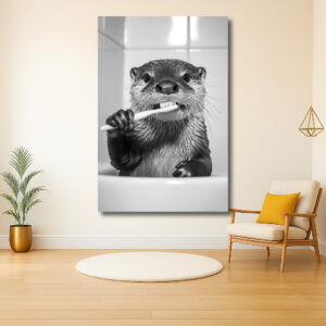Otter poetst tanden in zwart-wit