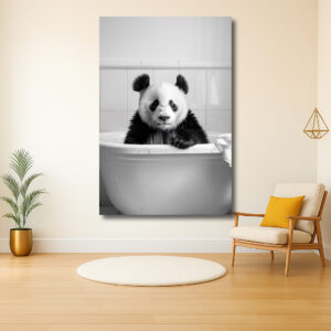 Speelse panda in een badkuip
