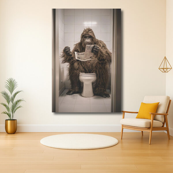 Gorilla op het Toilet met Krant
