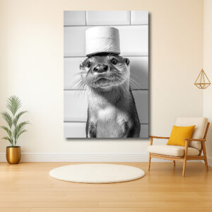 Otter met rol toiletpapier op het hoofd