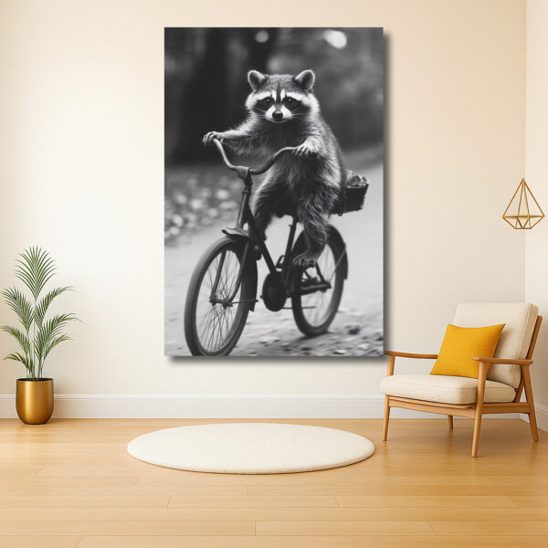 Wasbeer op een fiets