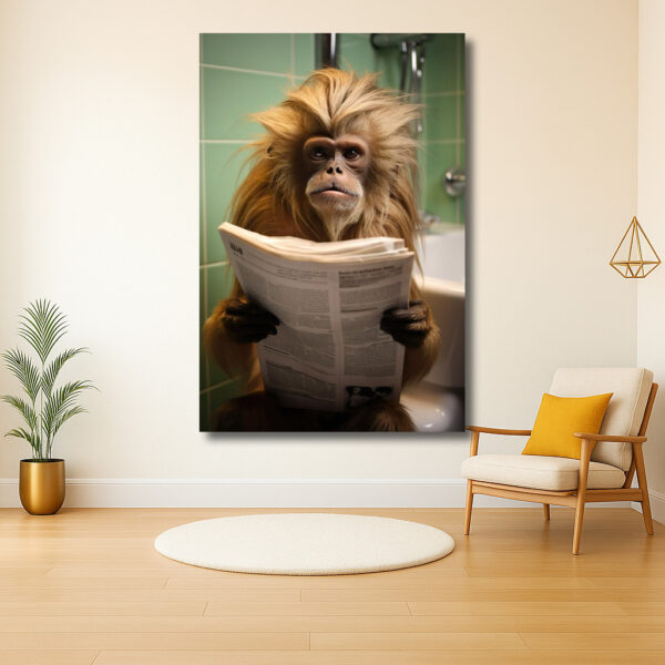 Aap die de krant leest in de badkamer