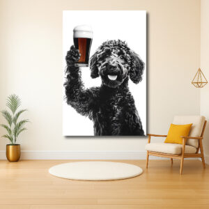 Hond met glas donkerbier