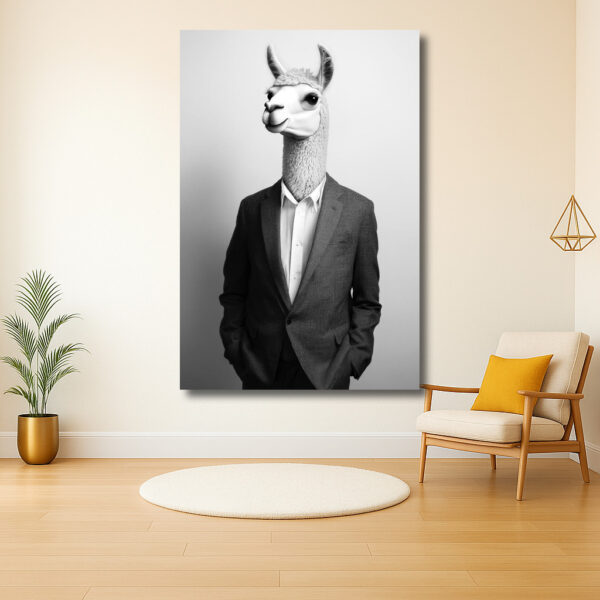 Lama in Stijlvolle Kleding