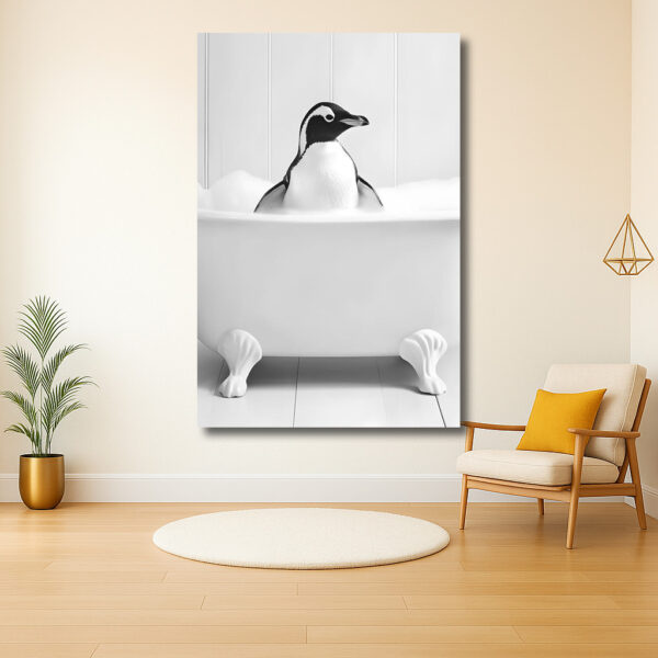 Pinguïn in het schuimbad