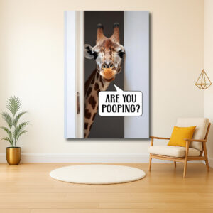 Nieuwsgierige giraffe bij de deur
