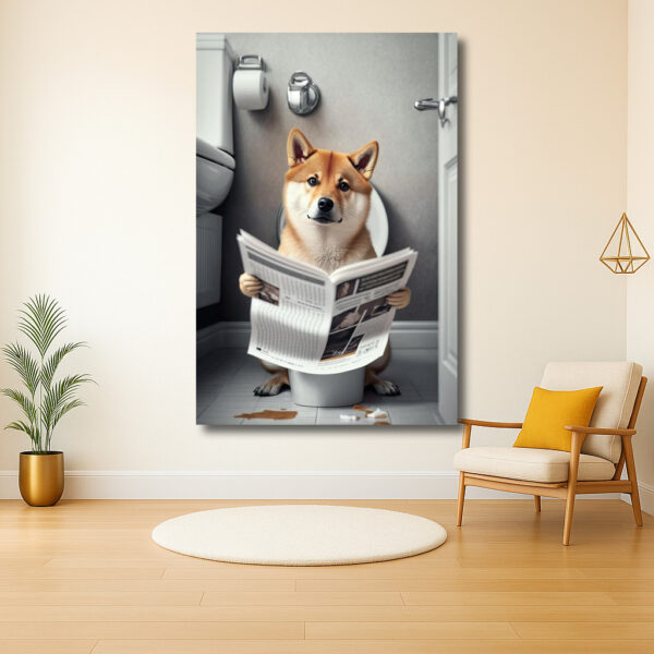 Hond leest krant op toilet
