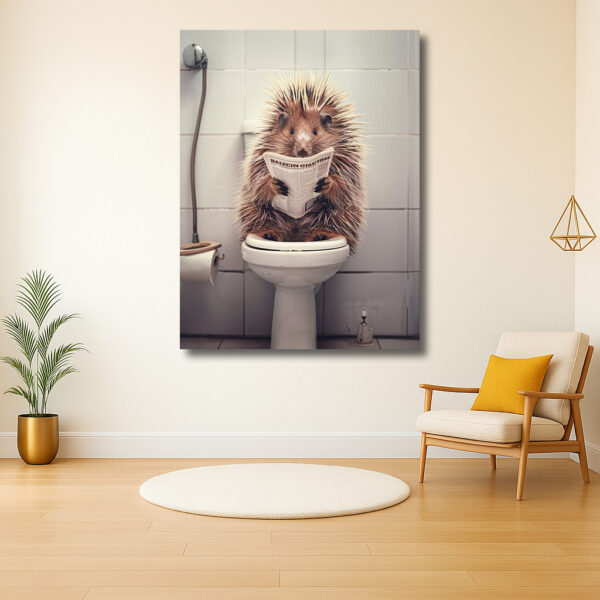 Egel op het toilet met krant