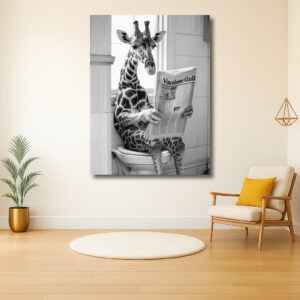 Giraffe leest krant op toilet