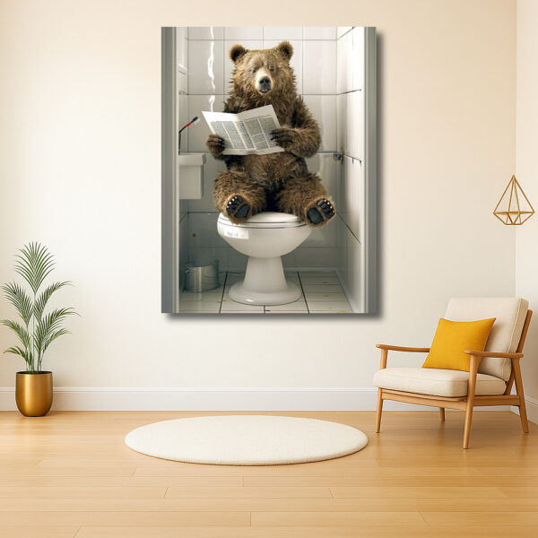 Beer met Krant op Toilet