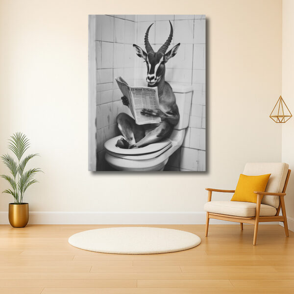 Gazelle leest krant op toilet