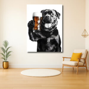 Hond met Bierglas in Paw